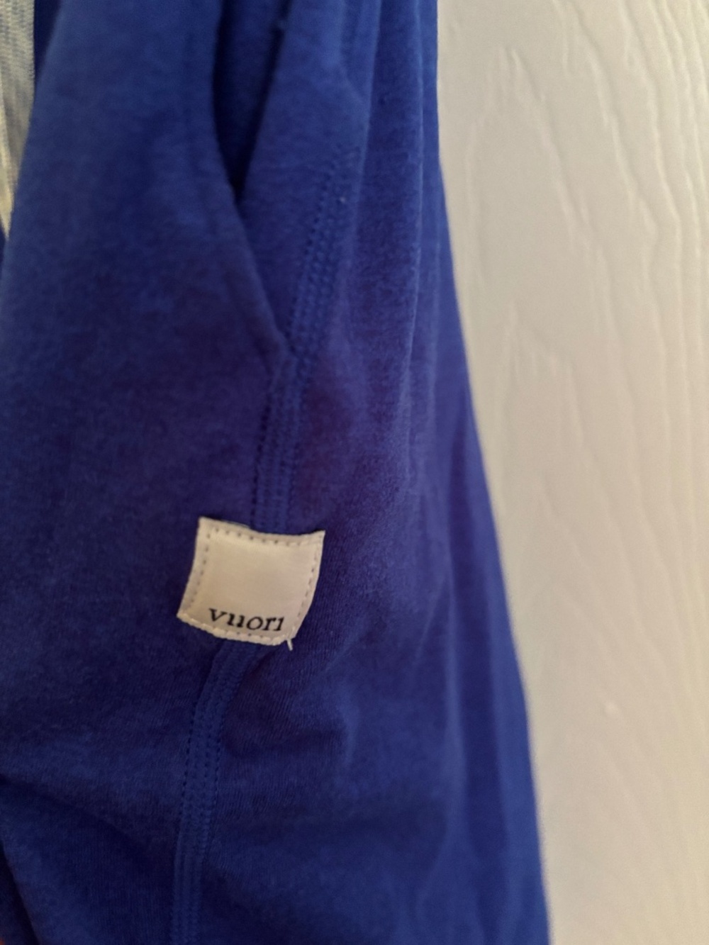 Vuori Cobalt Blue Performance Joggers in Medium